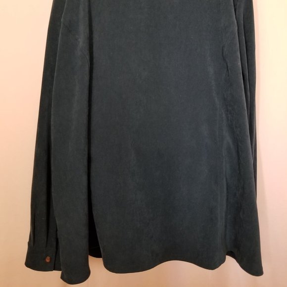 Shirt - Picture 4 of 4